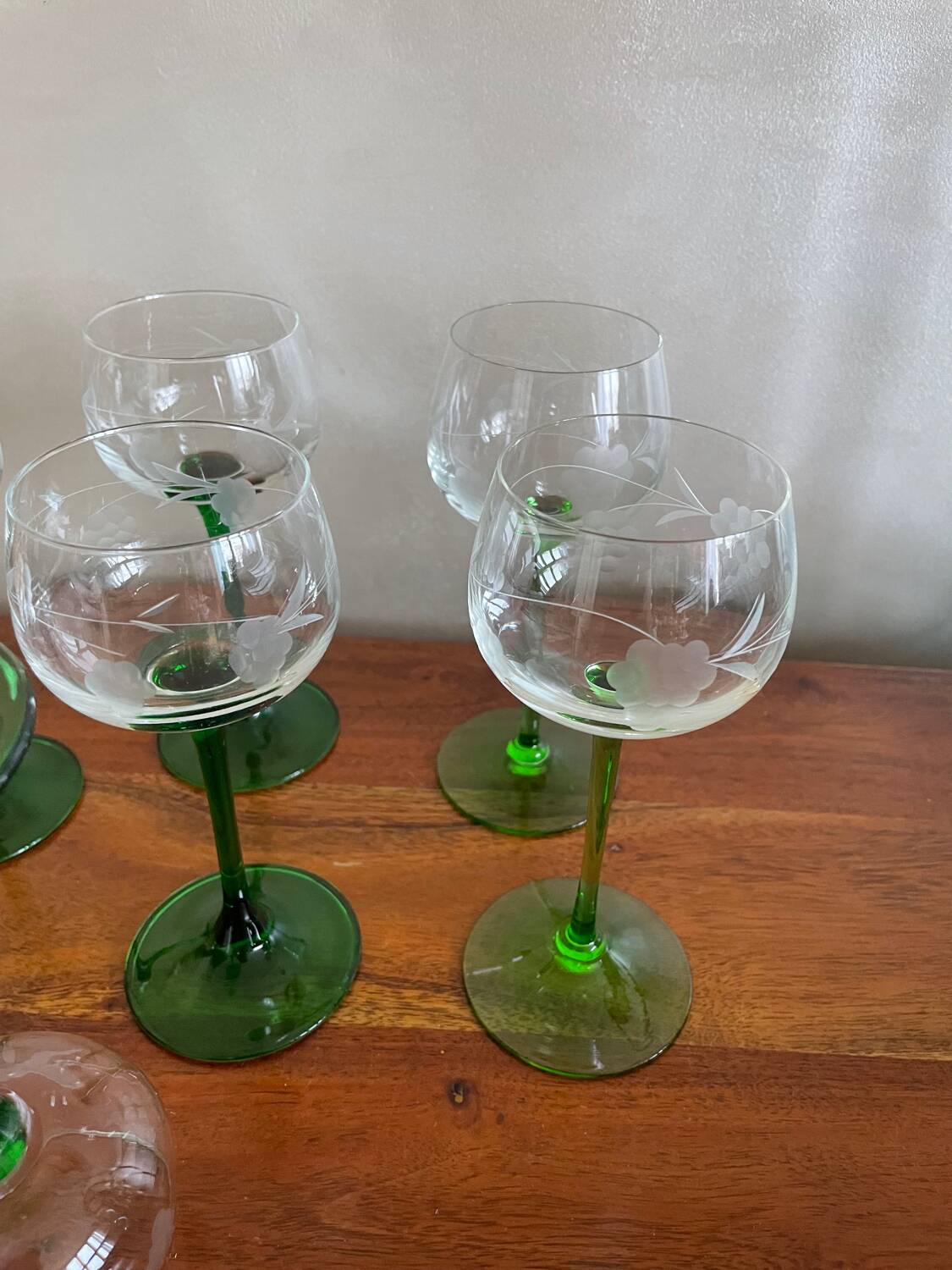 6 engraved wine glasses