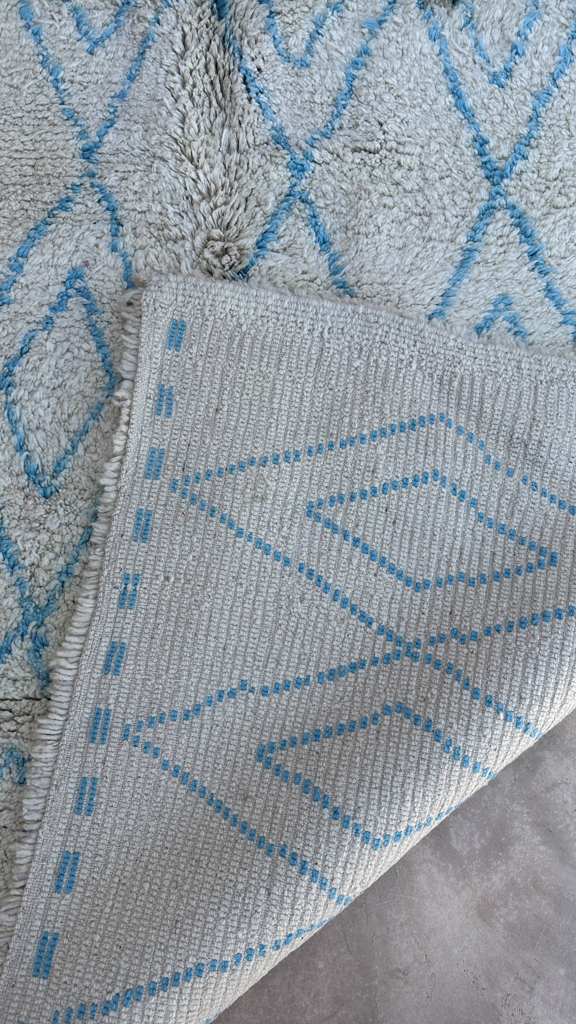 Moroccan carpet Beni Ouarain beige - 208 x 256 cm