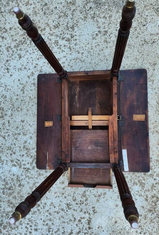 19th century period drop-leaf coffee table