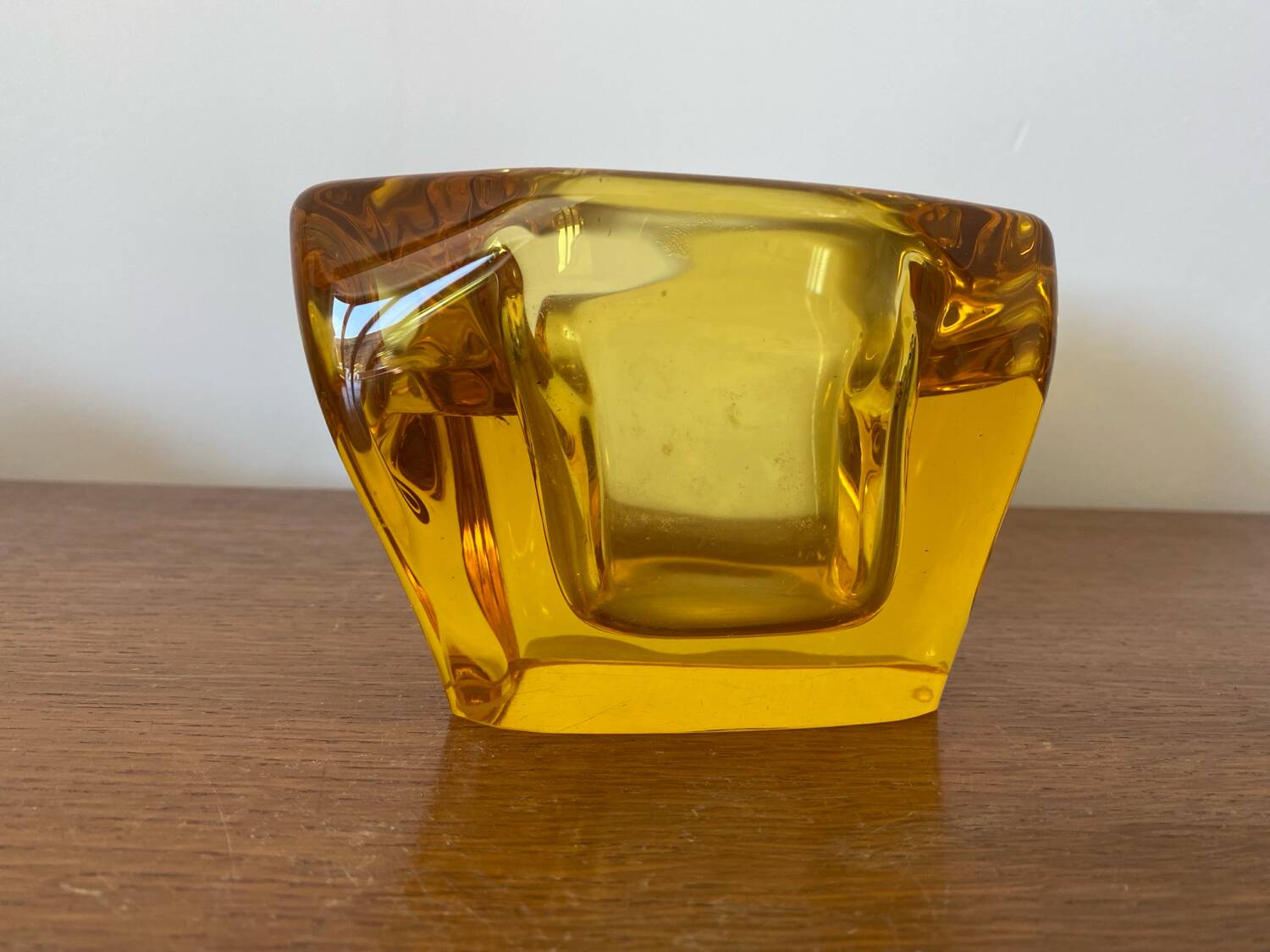 Antique Vintage Orange Yellow Molded Crystal Pocket Ashtray #C268