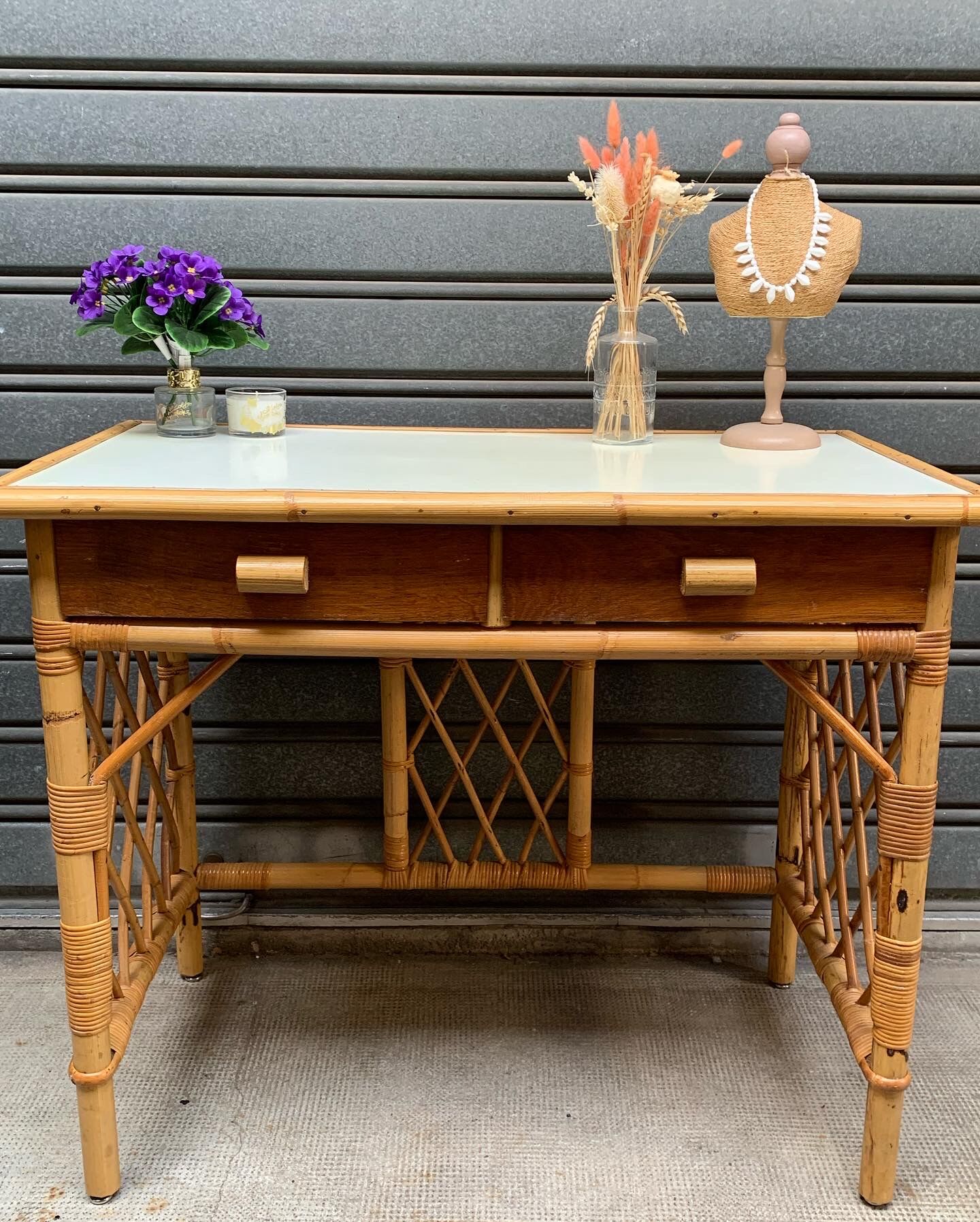 Flat desk in rattan and formica 1970s'