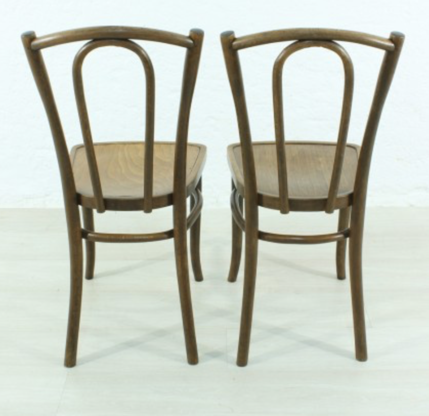 Set of 2 curved wooden chairs circa 1920