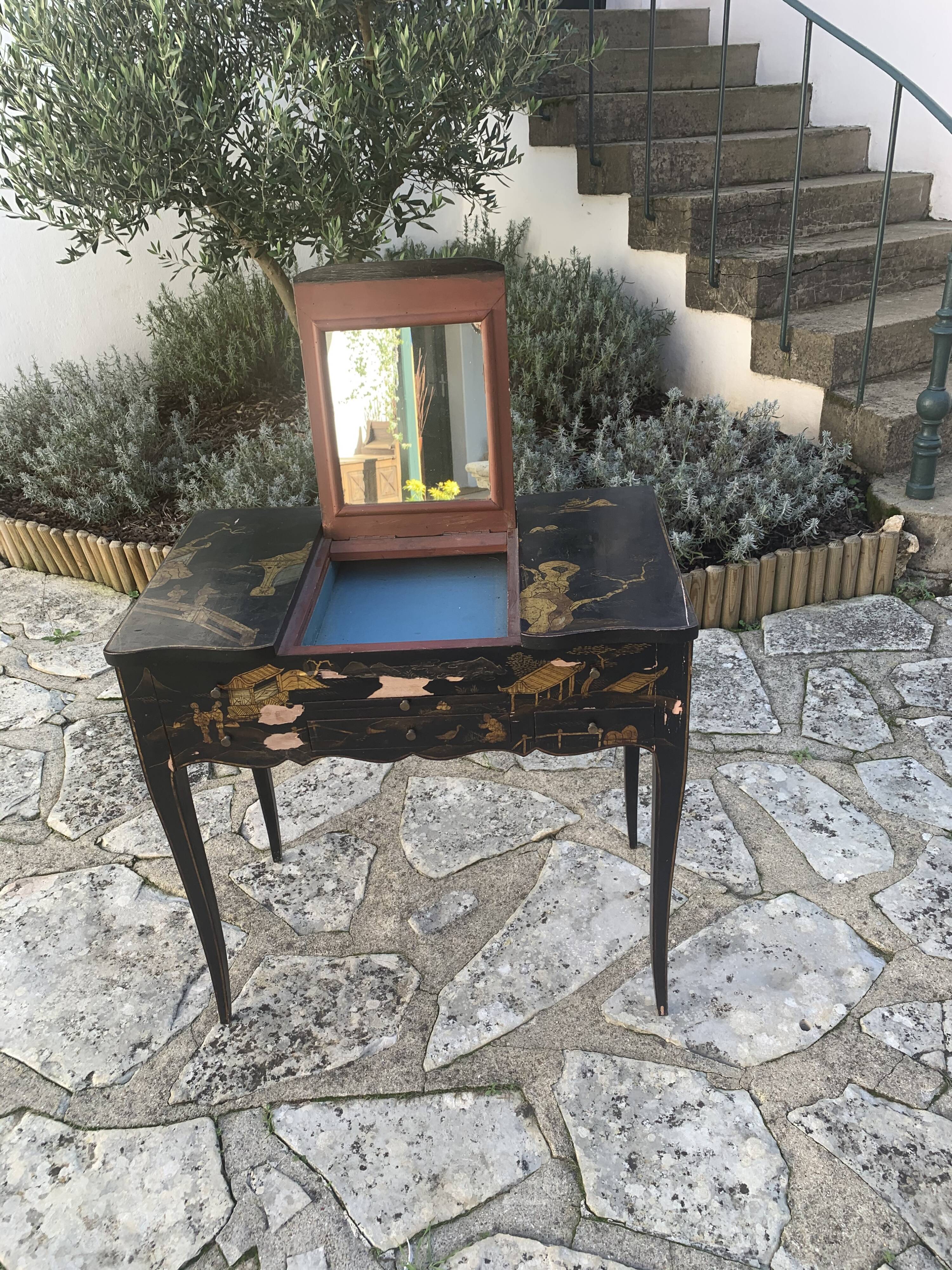 Ancient asian dressing table