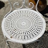 Set of 4 19th century wrought iron garden chairs with heart motif