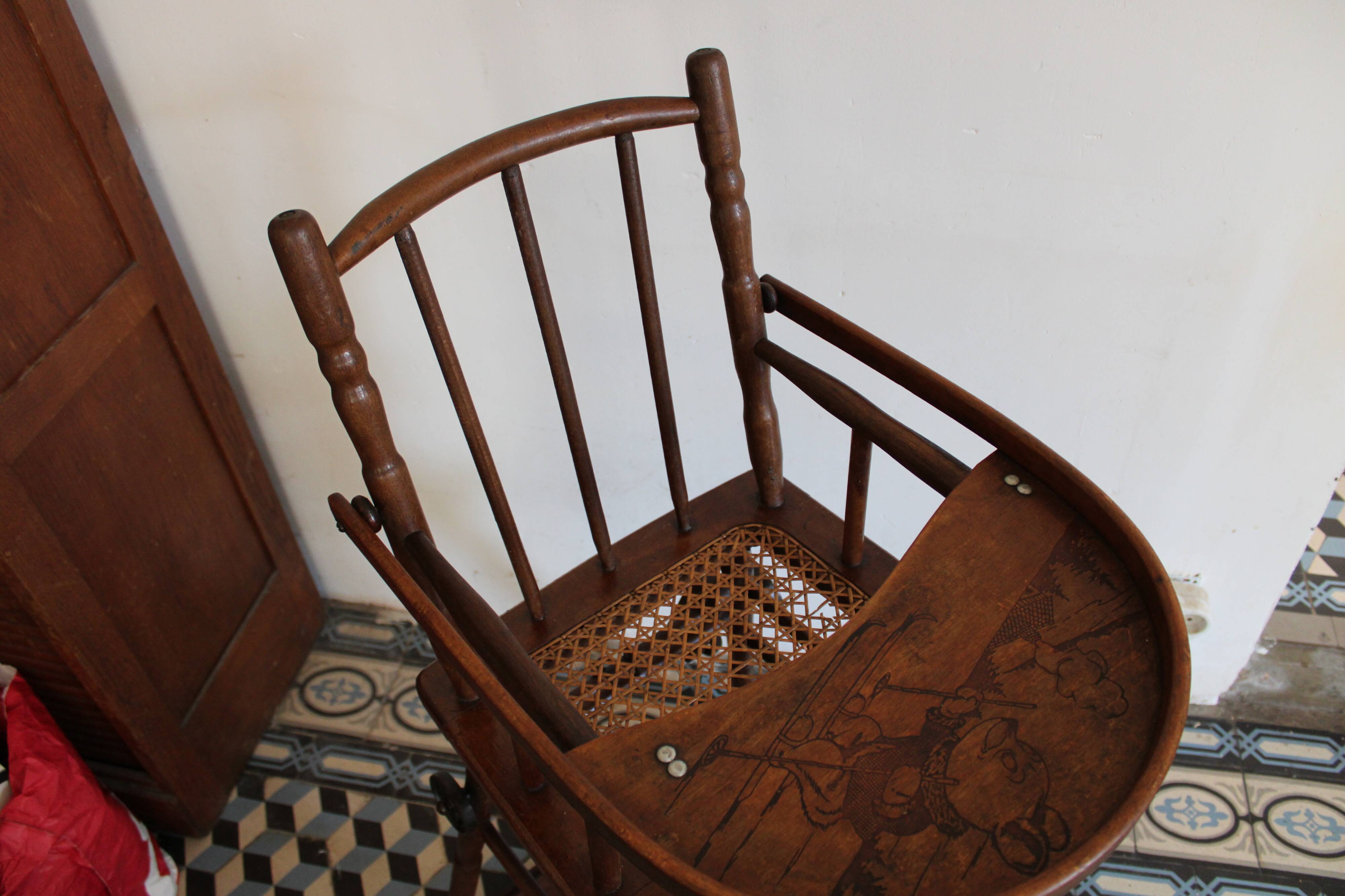 Baumann children's high chair