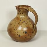 Sandstone pitcher