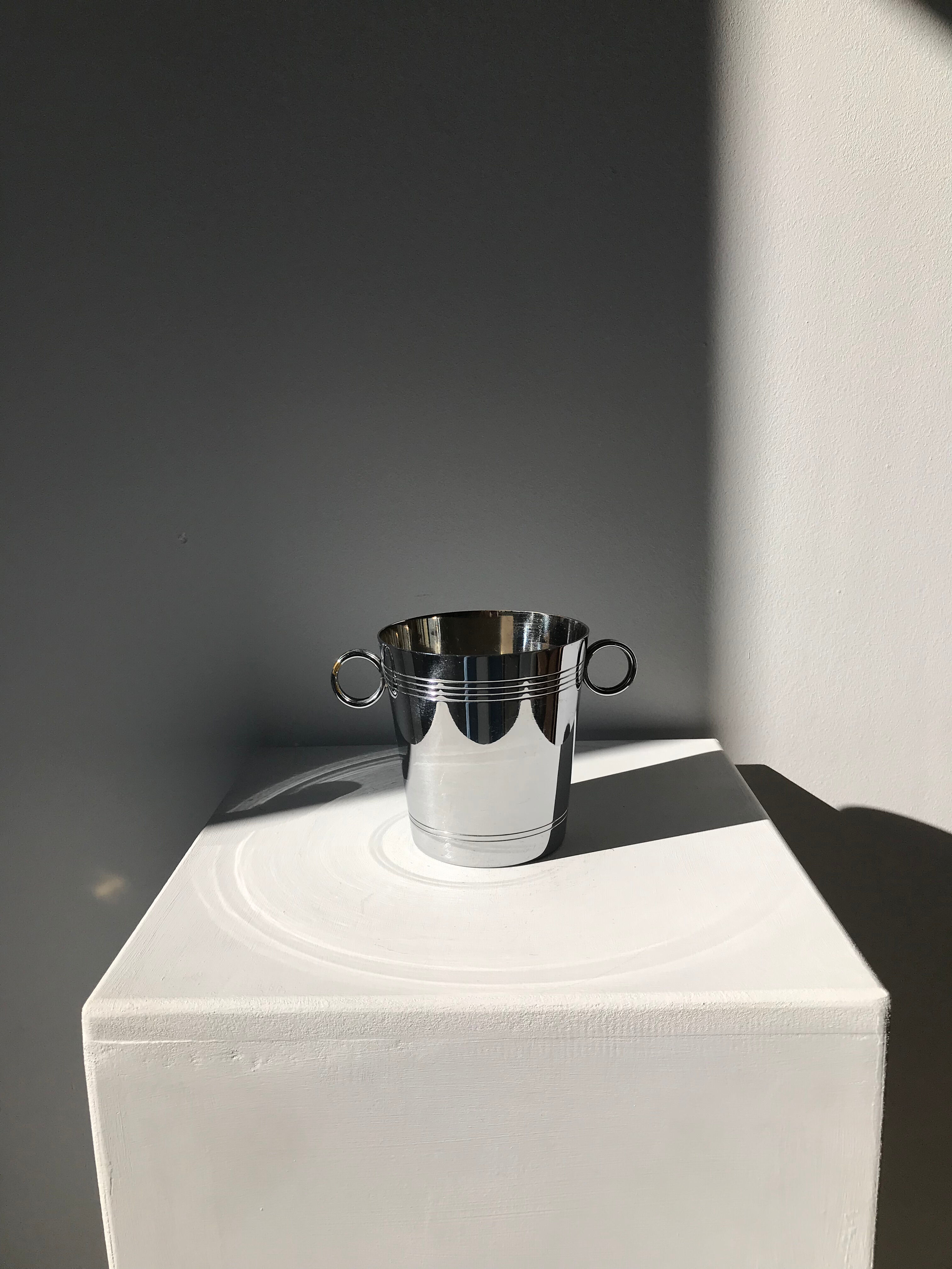 Ice bucket marked DM France