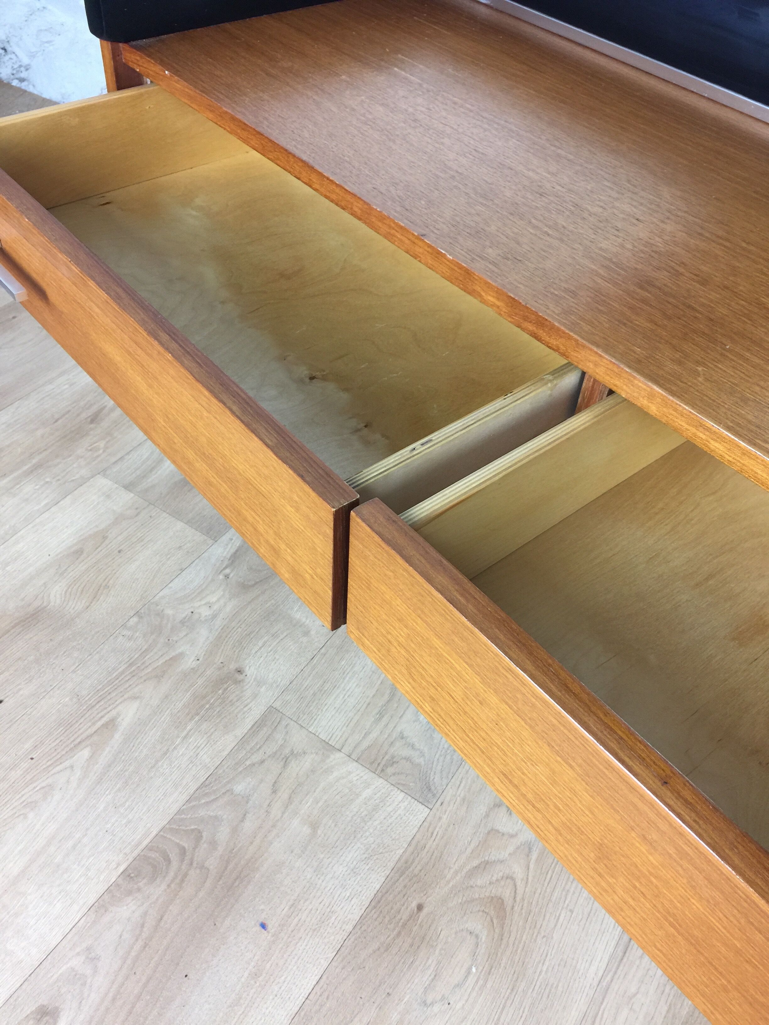 Coiffeuse enfilade de type scandinave années 70