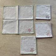 Serviettes de table broderie fleurs (lot de 4)