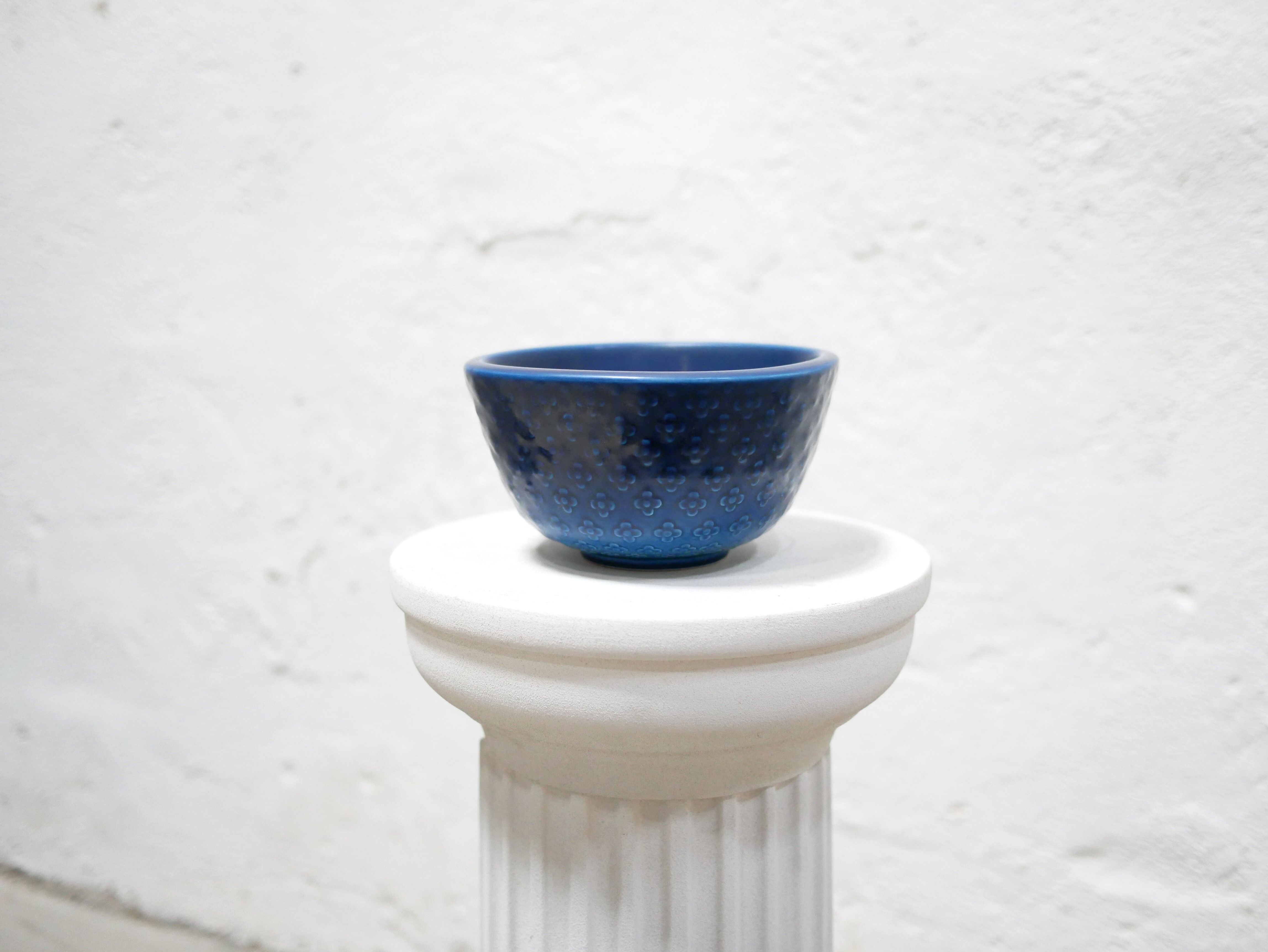 Marselis ceramic bowl by Nils Thorsson for Aluminia Royal Copenhagen, Denmark