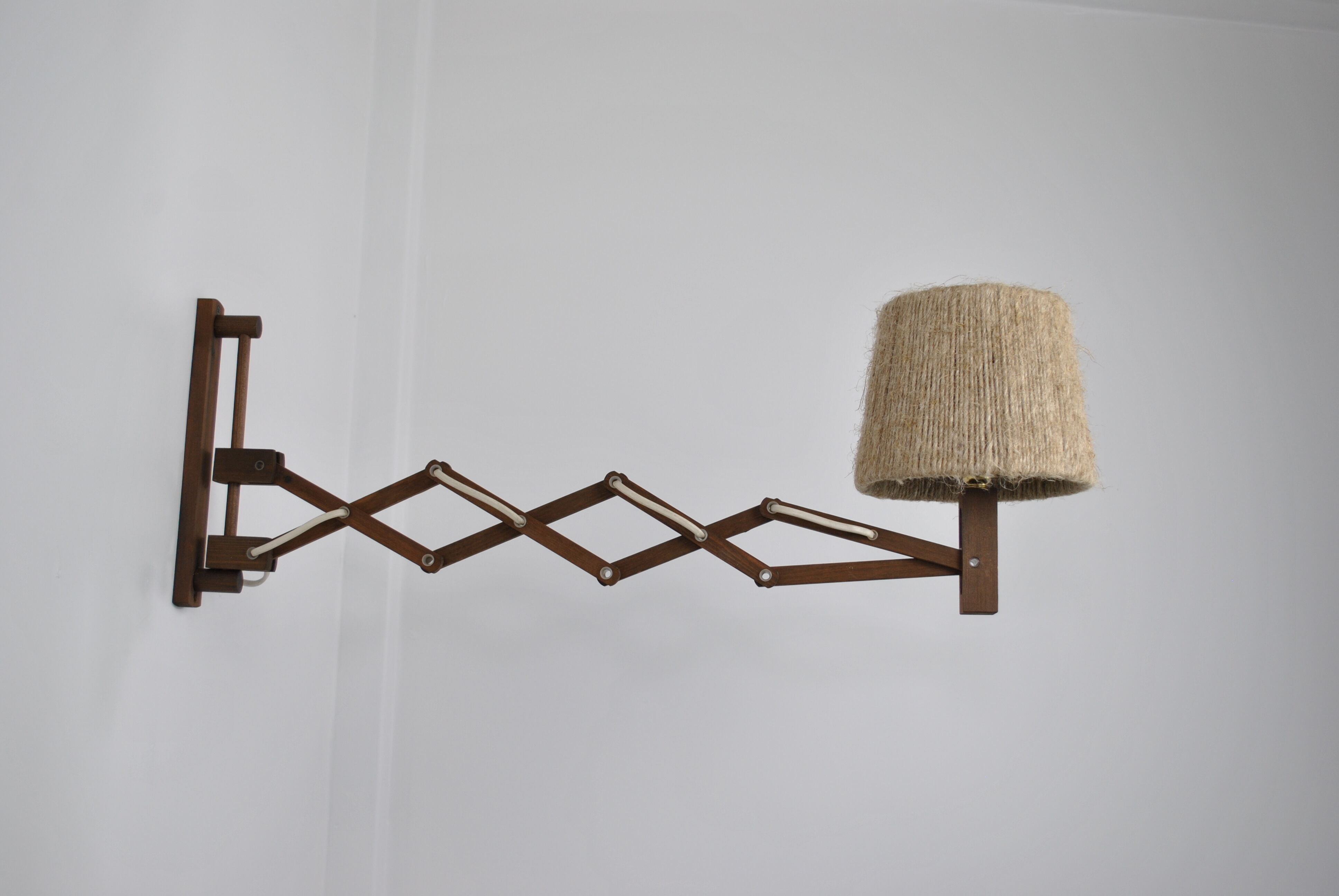 Scissors wall lamp 1970