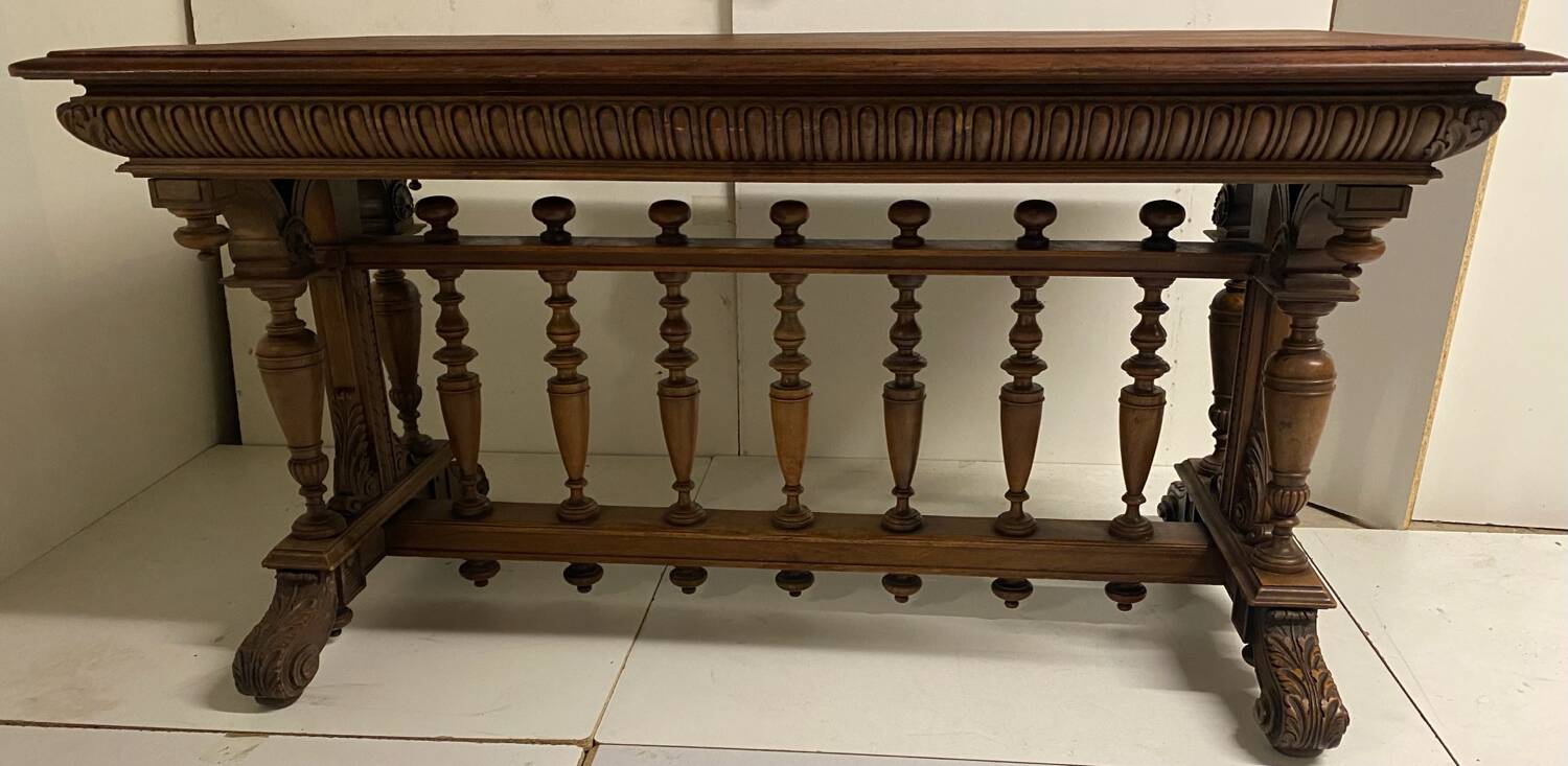 Henri II desk table