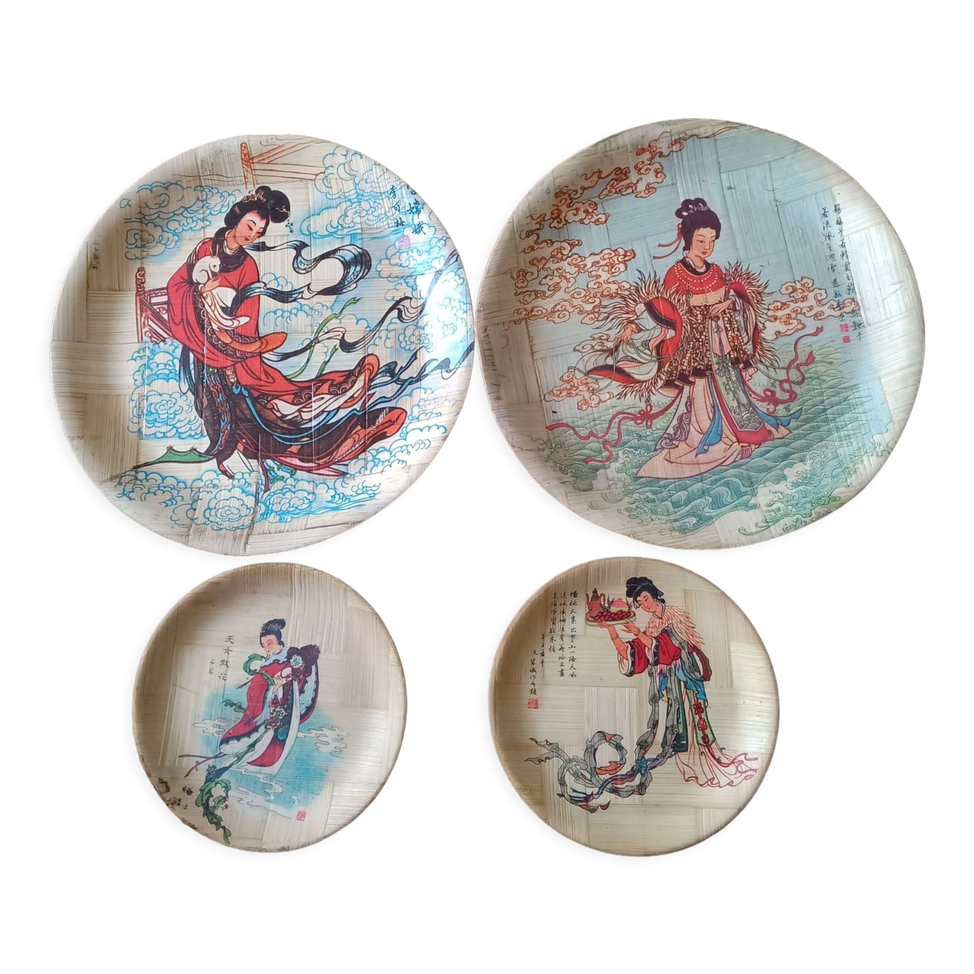 4 bamboo plates with Asian decor
