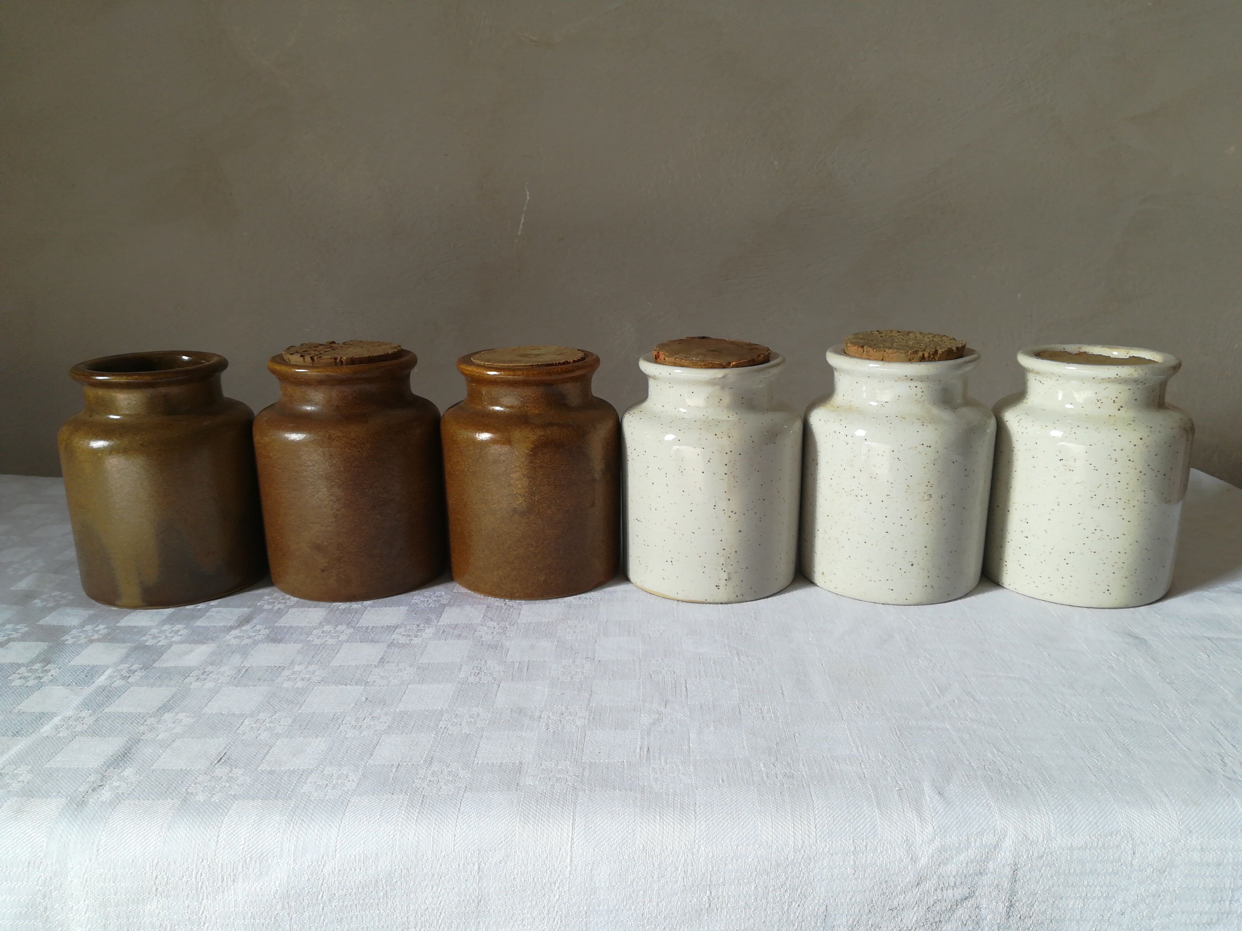 Sandstone pots