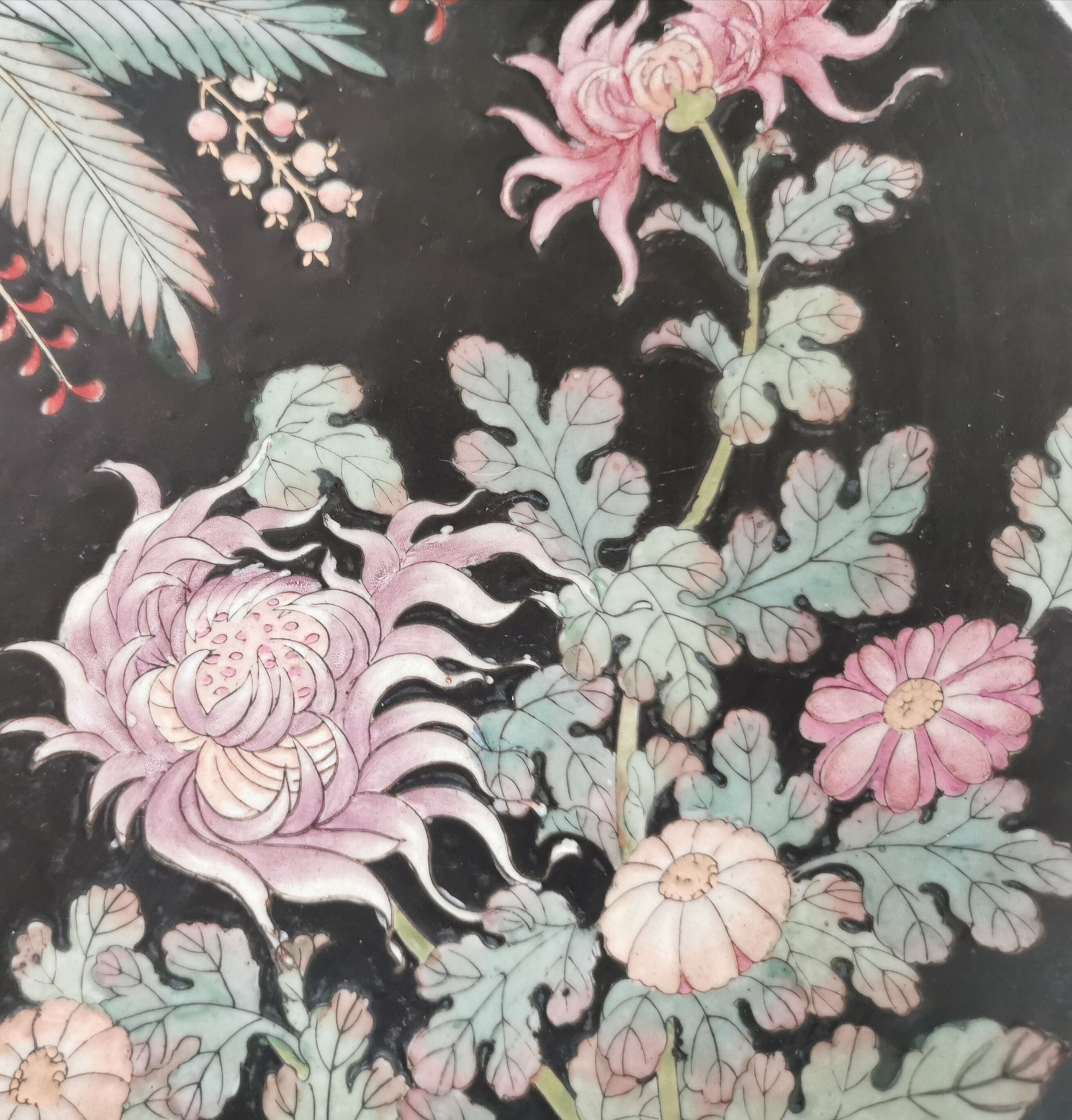 Chinese flower plate