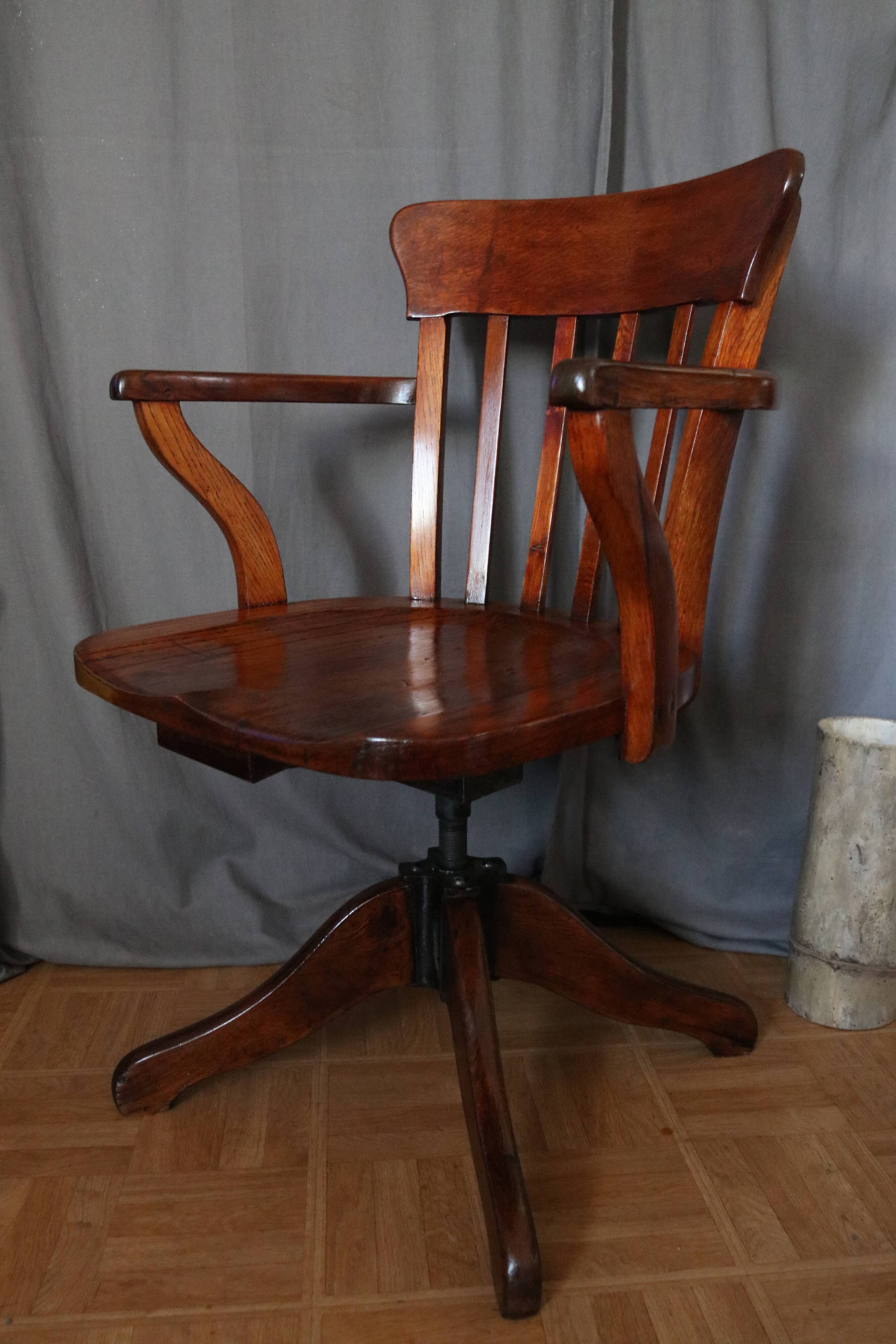 American office chair in natural wood