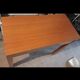 Table avec tiroir