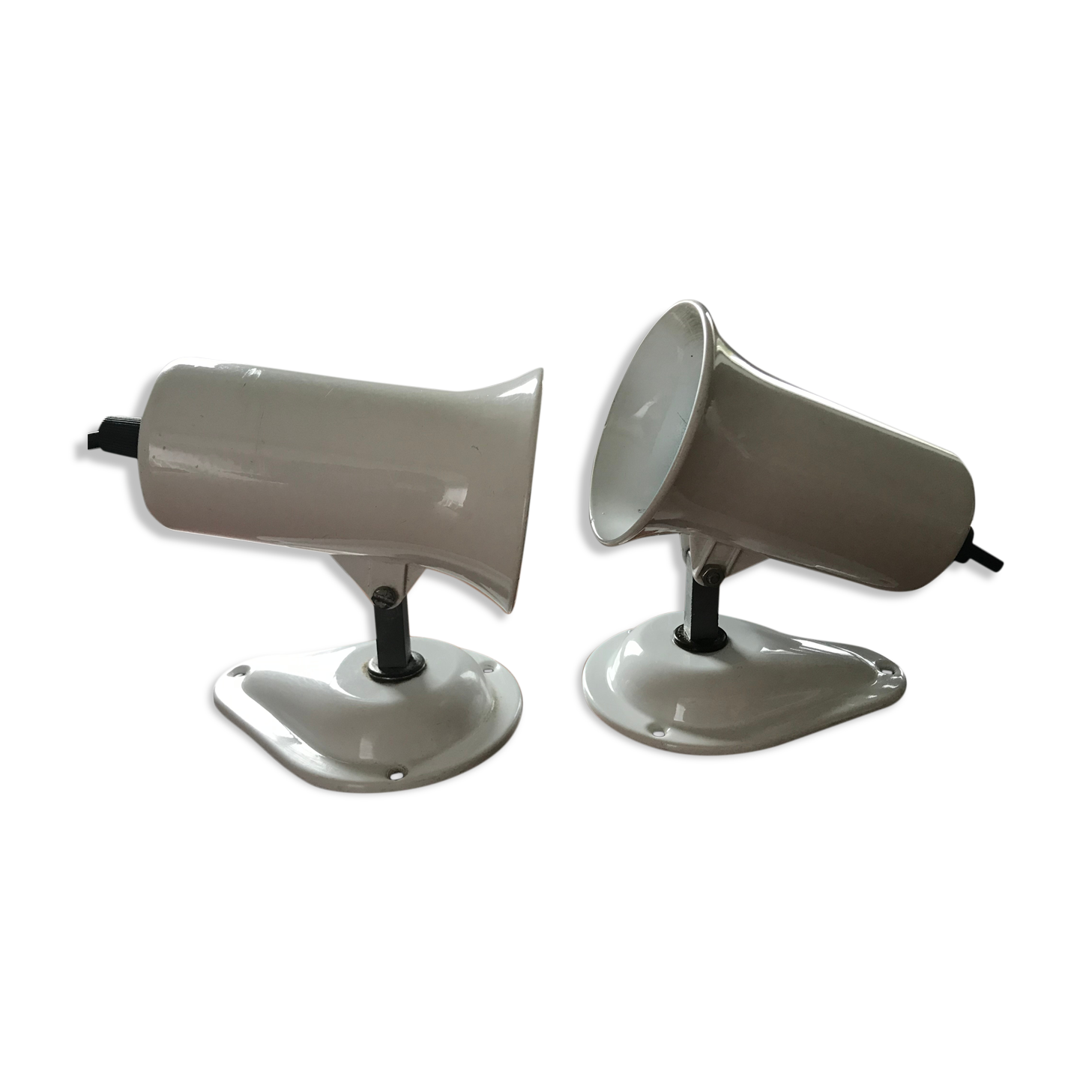 Pair of Lita wall light