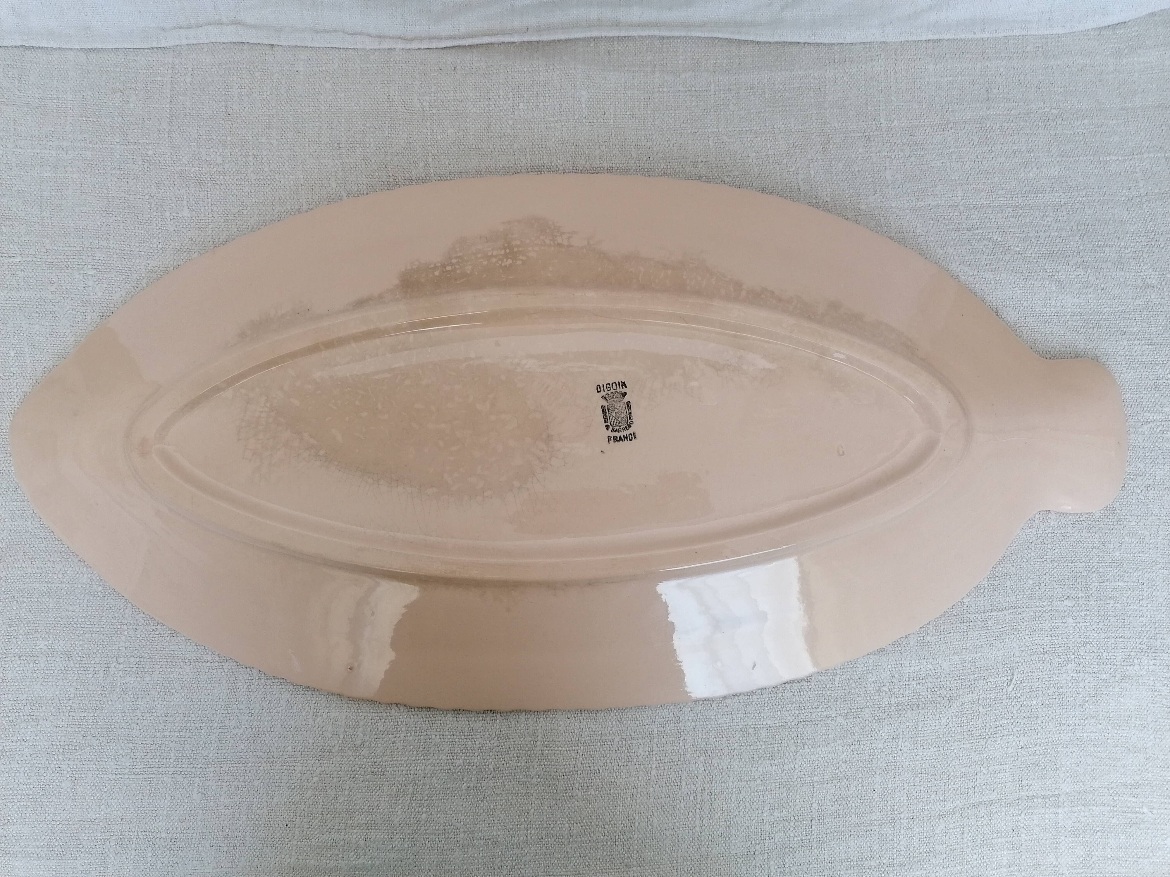 Digoin fish dish Sarreguemines