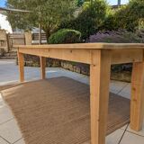 Farm table