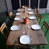 Workshop table with tray on trestles