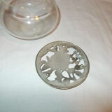 Glass box metal lid