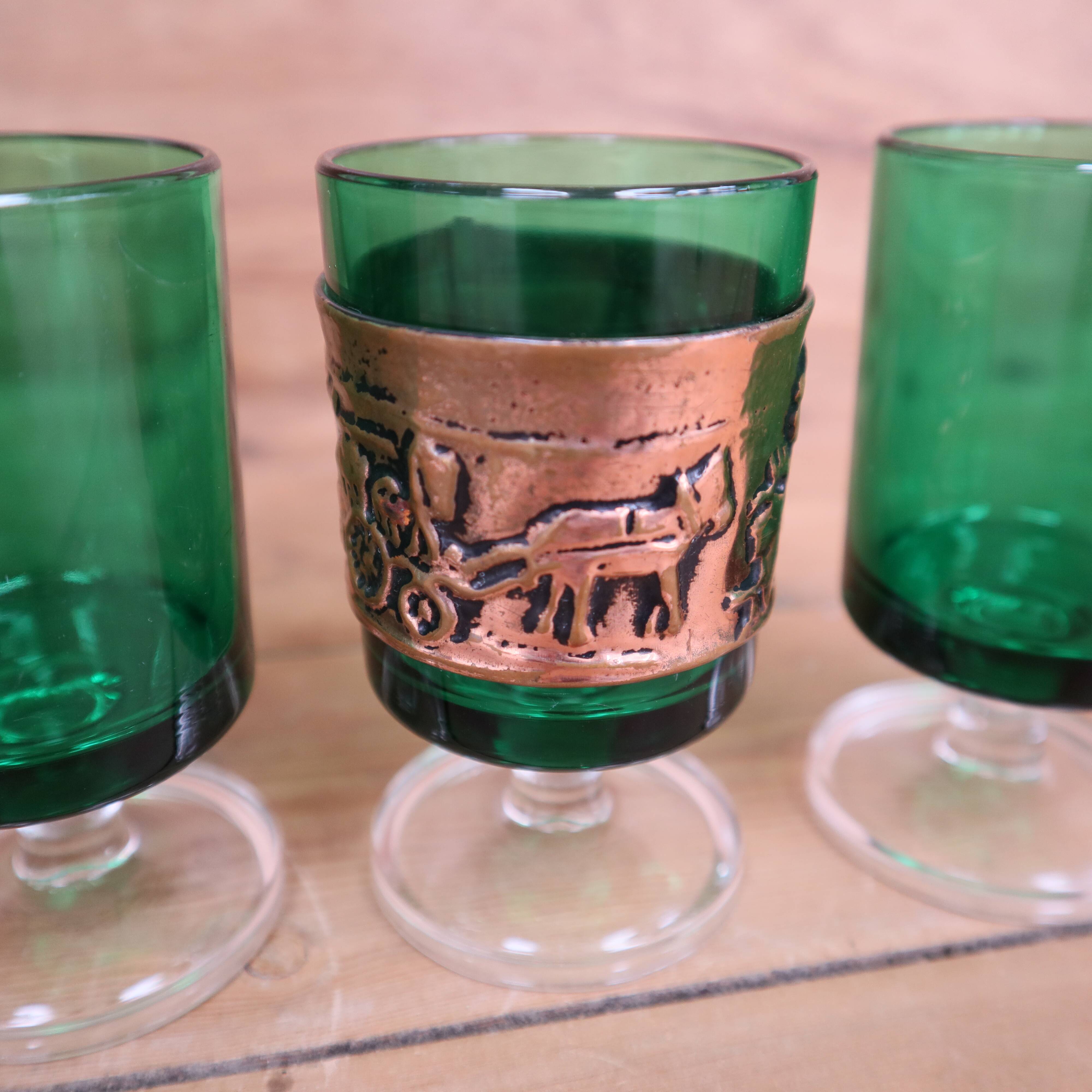 6 vintage white wine glasses Luminarc France