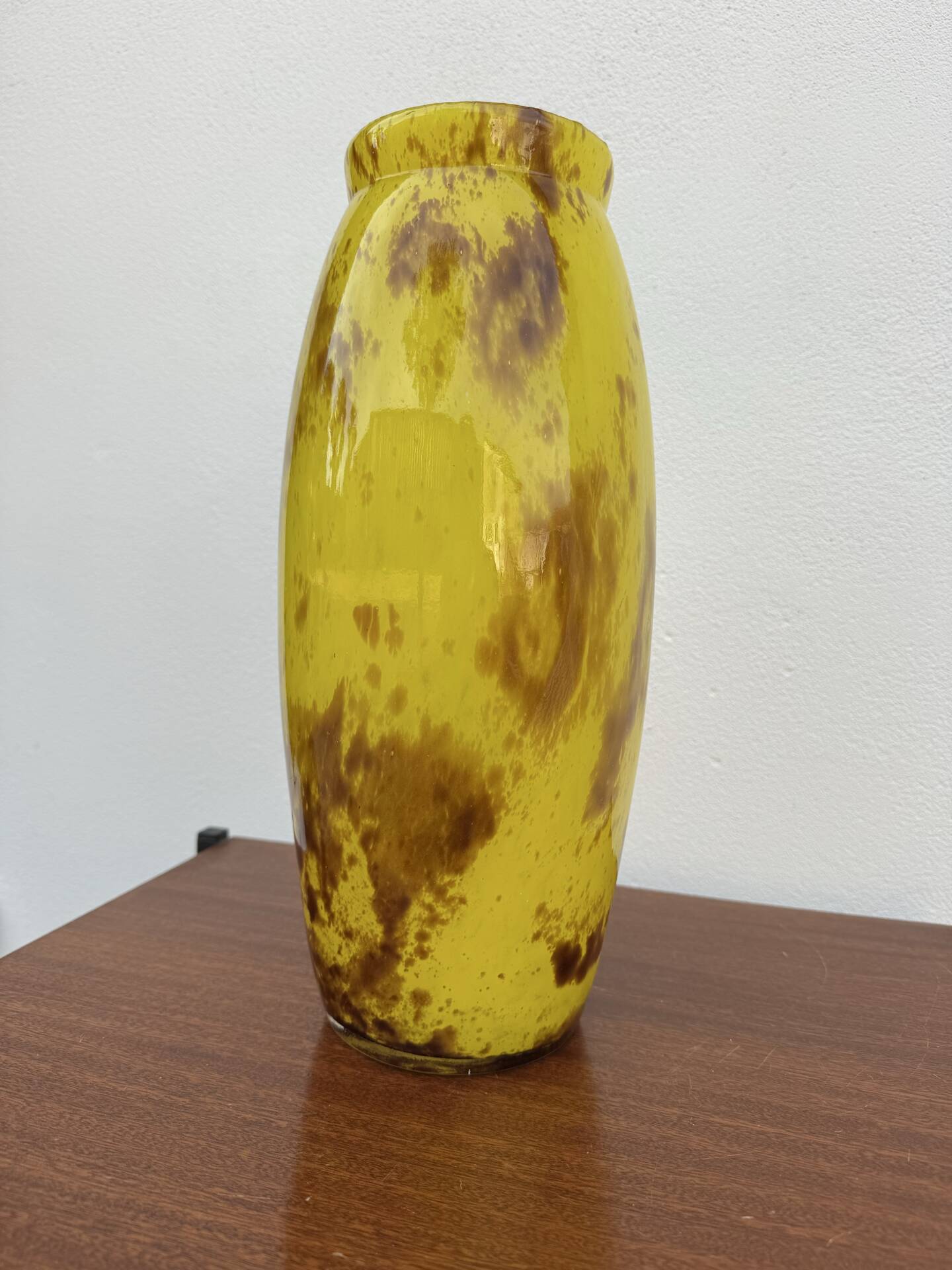 Large marbled yellow Art Deco vase