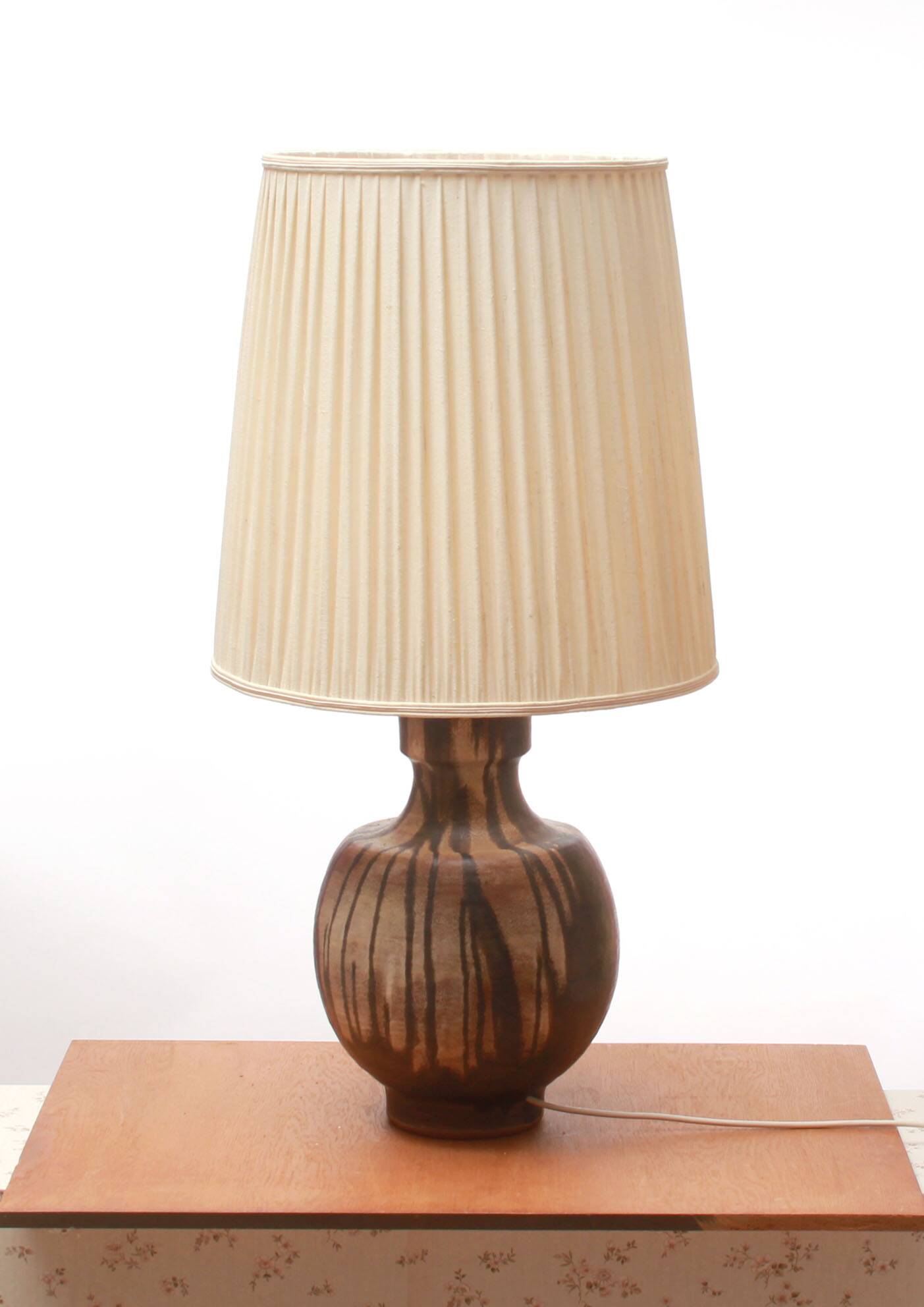 1960s table lamp Majolika