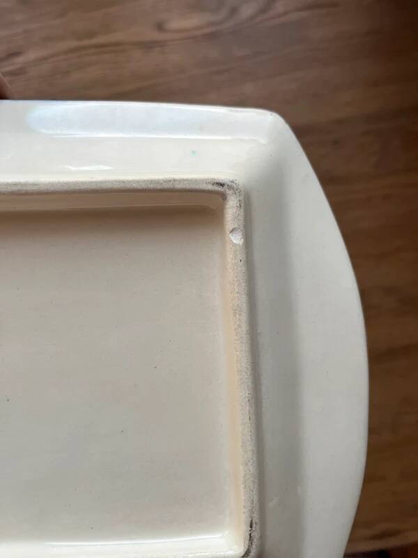 Henriot Quimper cake dish