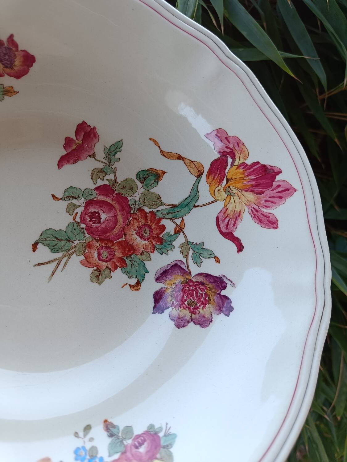 Longchamp iron earth compote bowl