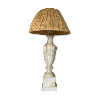 Lampe en albâtre et raphia