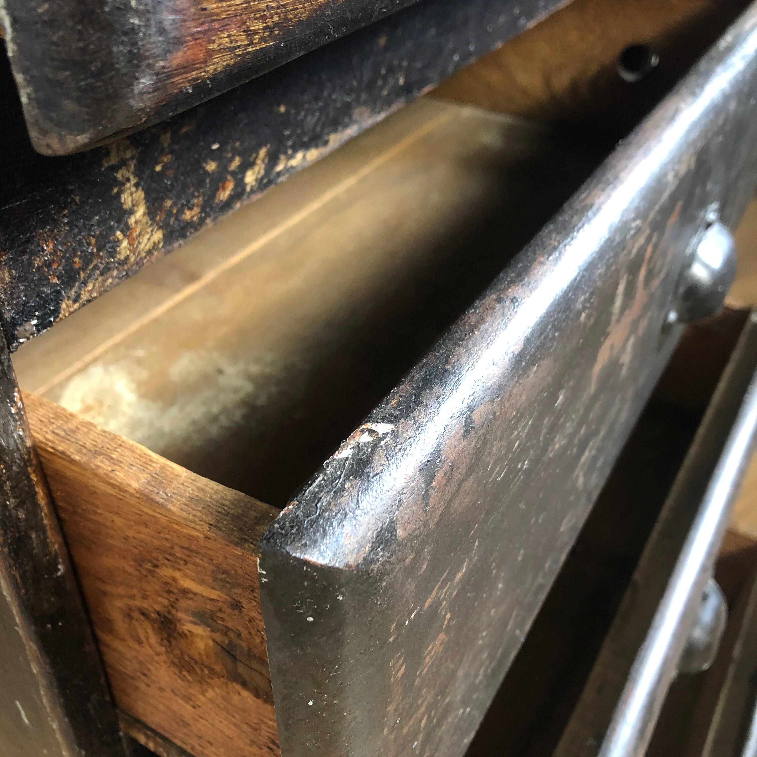 Former wooden workshop dresser, black patina
