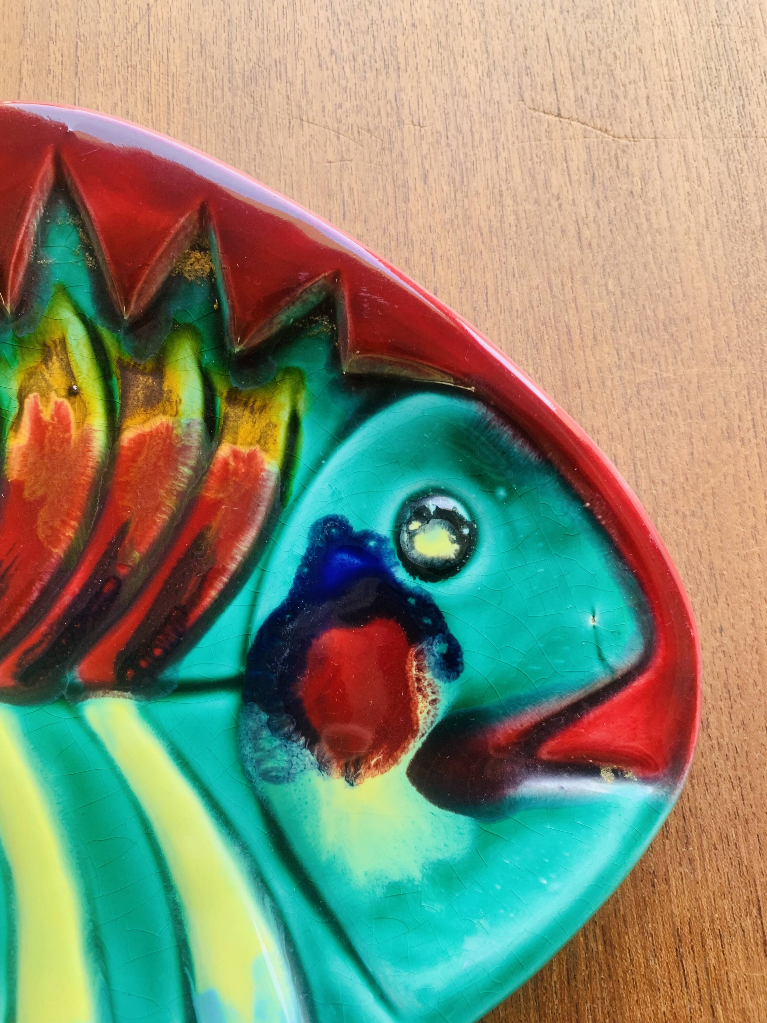 Vintage fish-shaped dish from Cérenne Vallauris