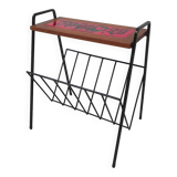 Table à carreaux vintage avec porte-journaux, porte-revues