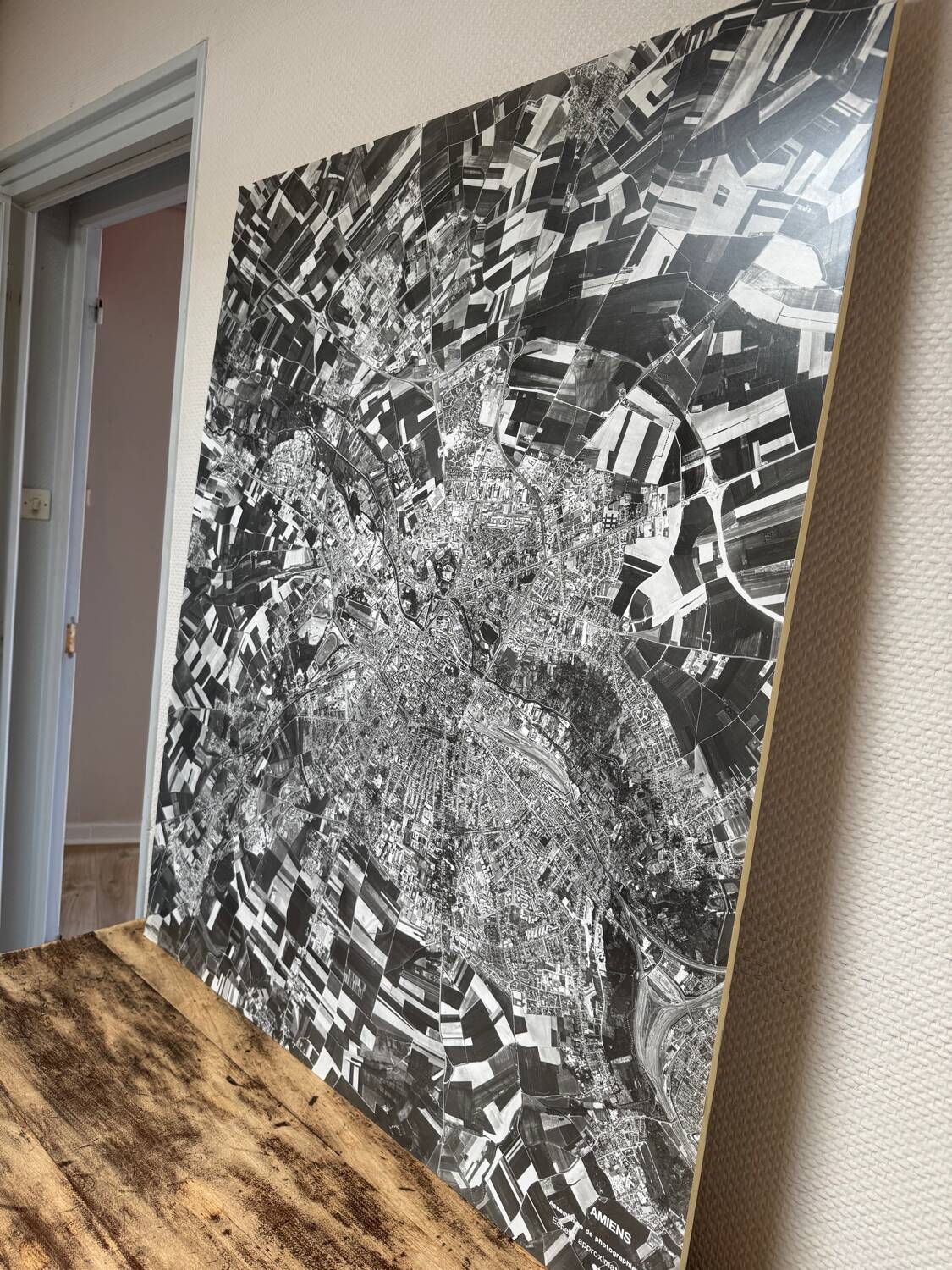 Amiens seen from the sky 1986