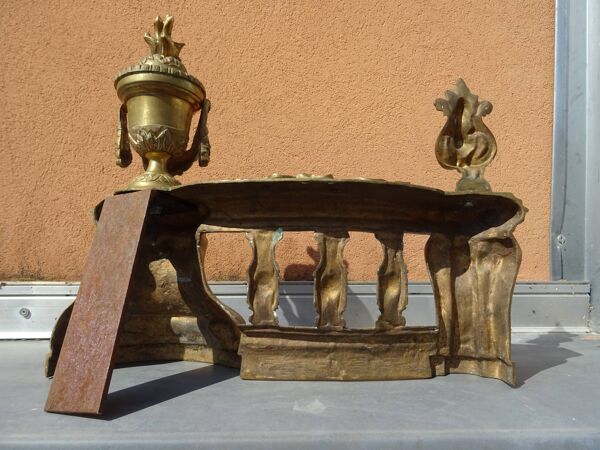 Ensemble de 3 pièces chenets et barre de cheminée en bronze xixème