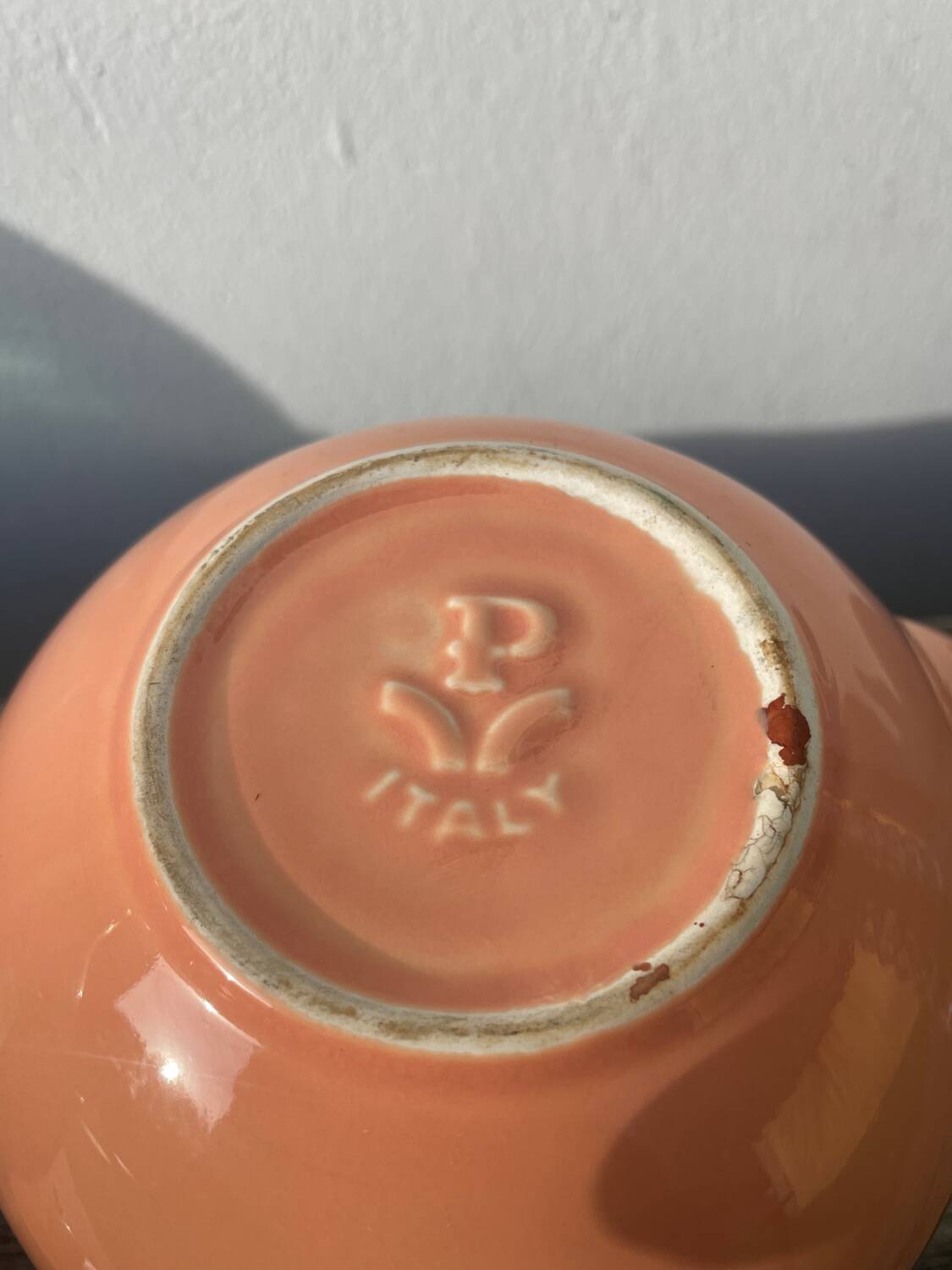 Salmon-colored ceramic teapot, Maison Pagnossin, Italy