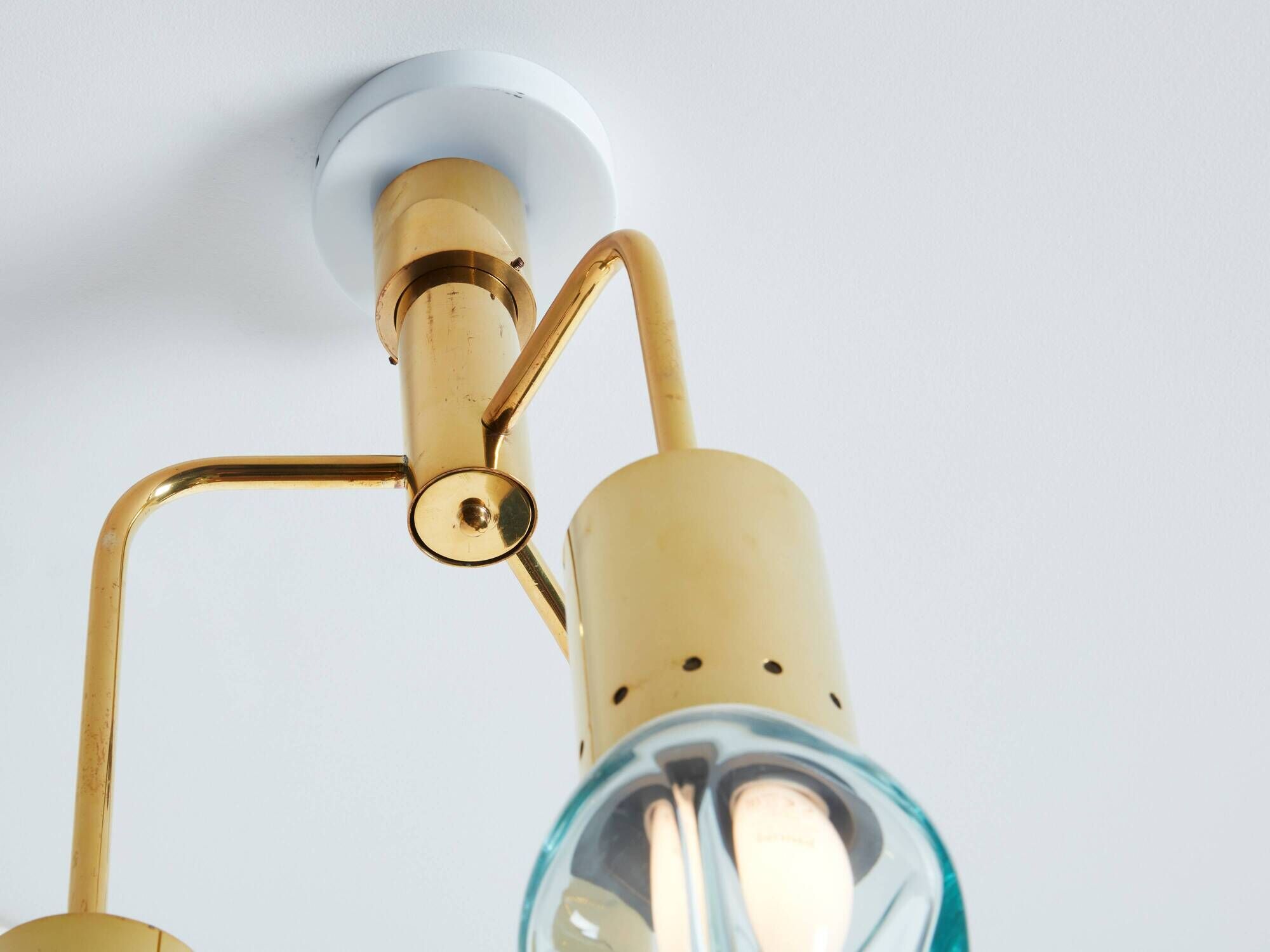 Flavio Poli for Seguso Murano glass and brass chandelier 1950