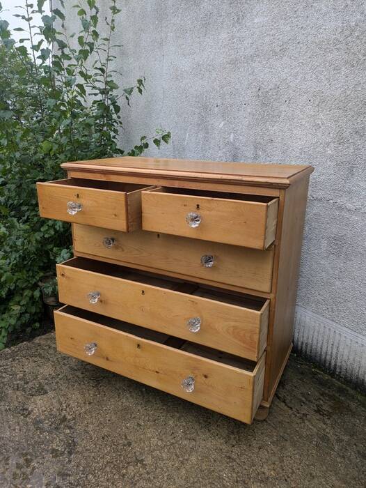 Commode anglaise