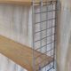 Étagère murale style String en métal et bois - mid.XXeme