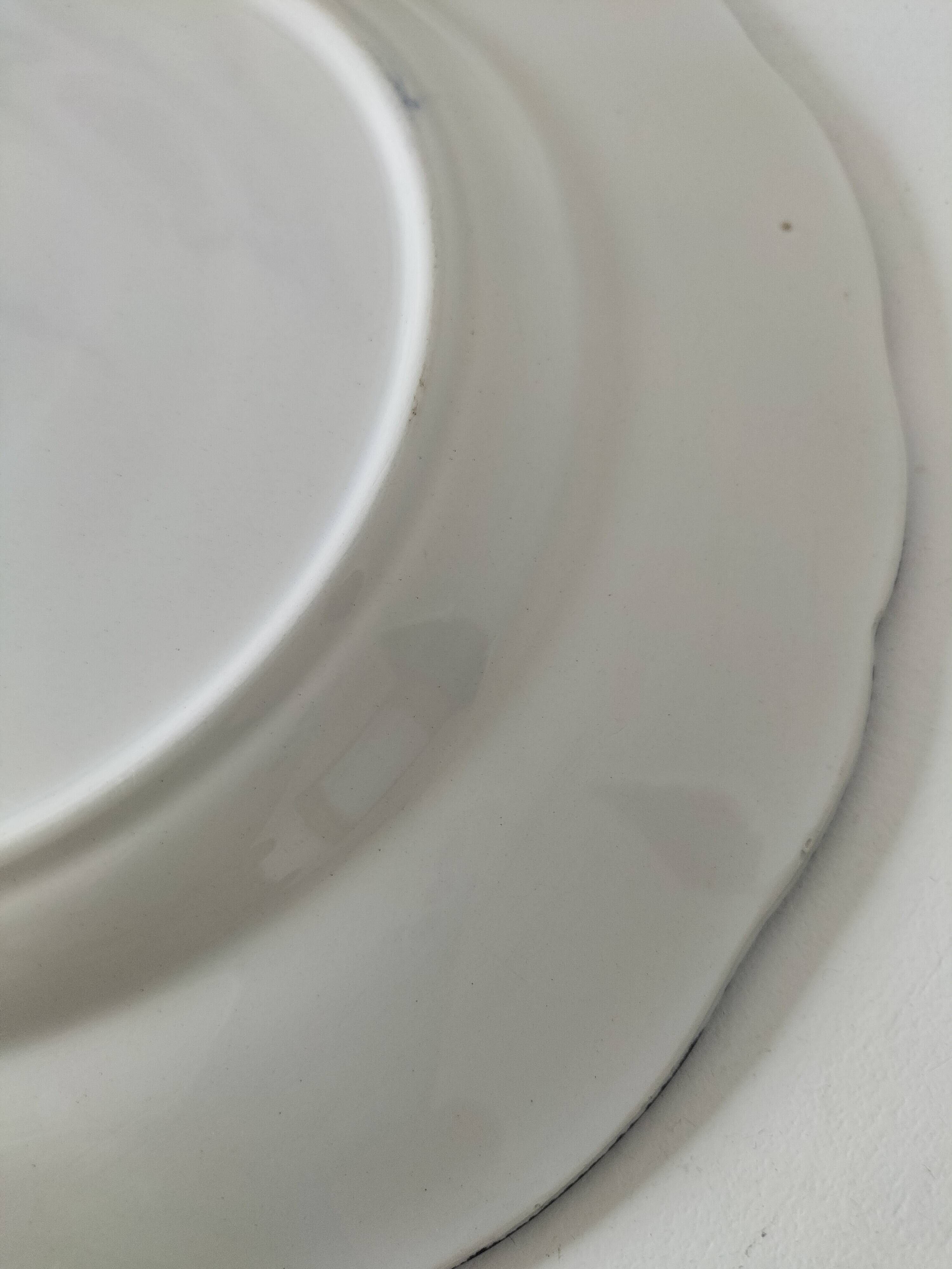 Assiette KG Lunéville décor pêcheur bleu