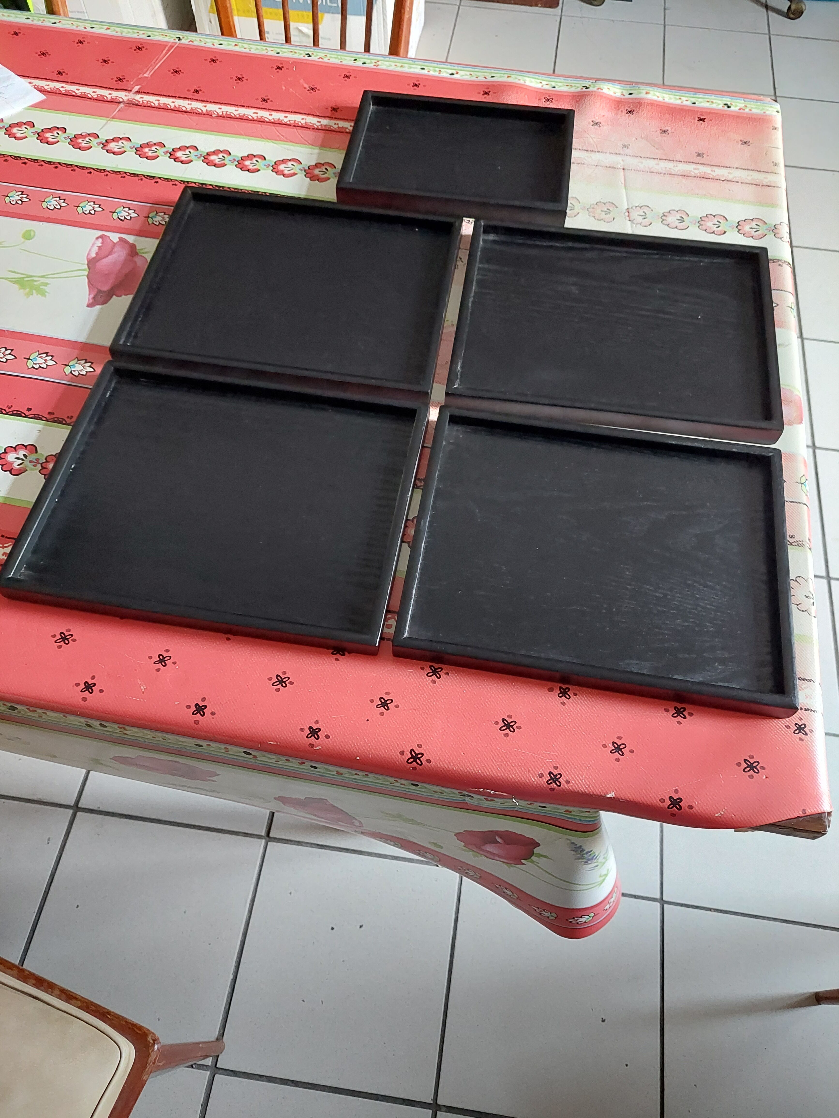 Set of 5 rectangular wooden serving trays