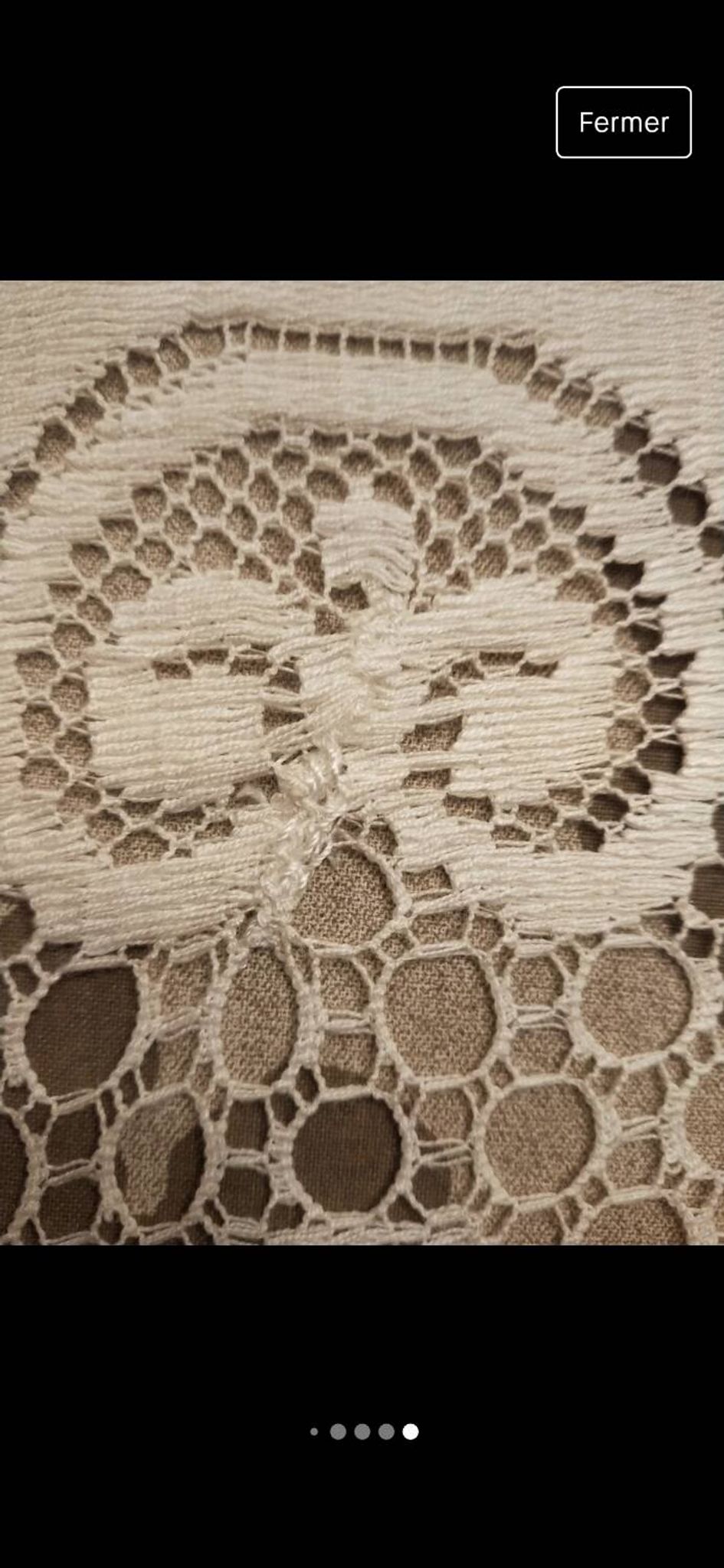 Nappe rectangulaire et 11 serviettes motif dentelle