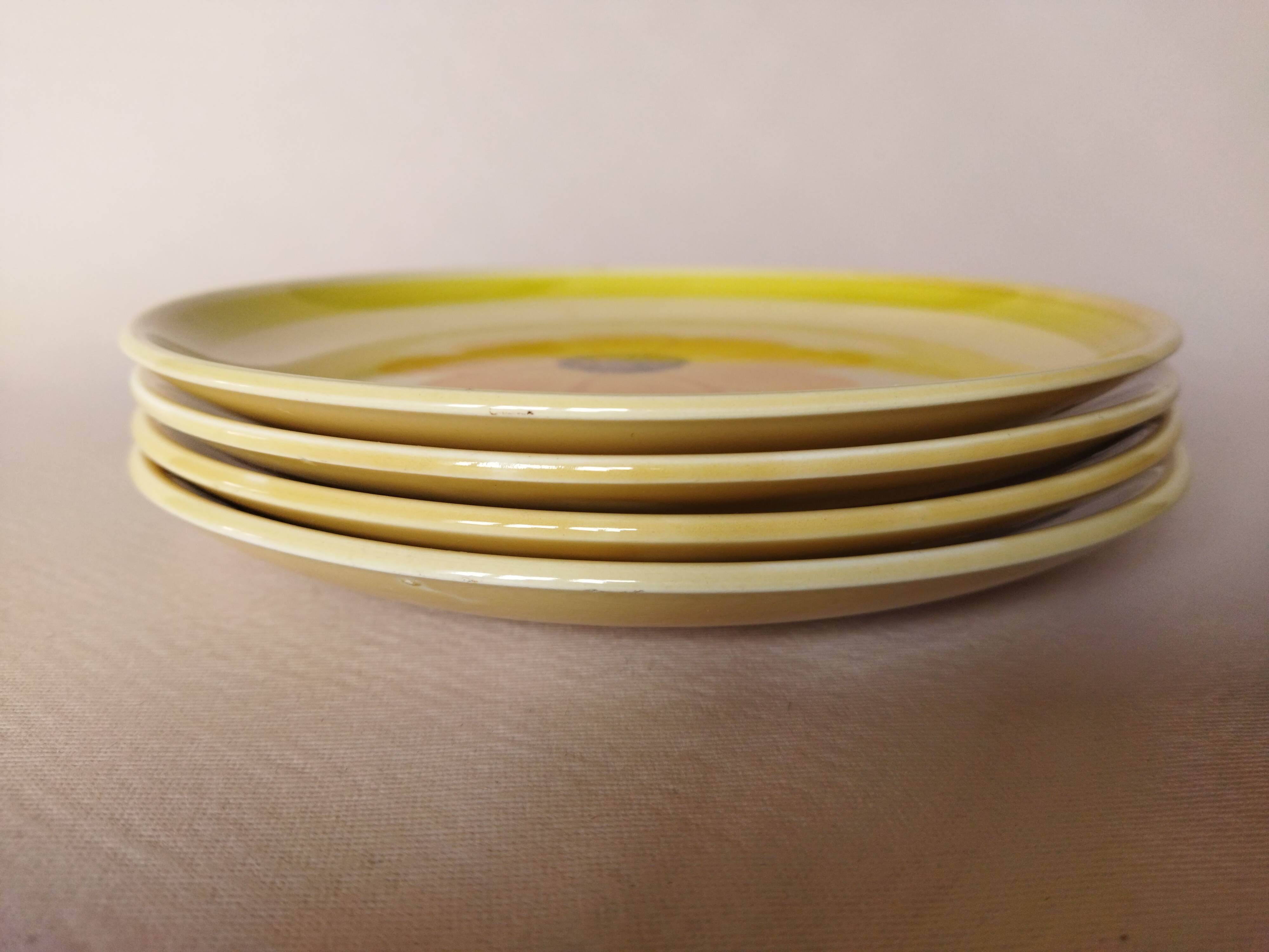 4 Gien “Soleil” dessert plates