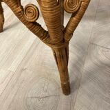 Peacock chair with armrests