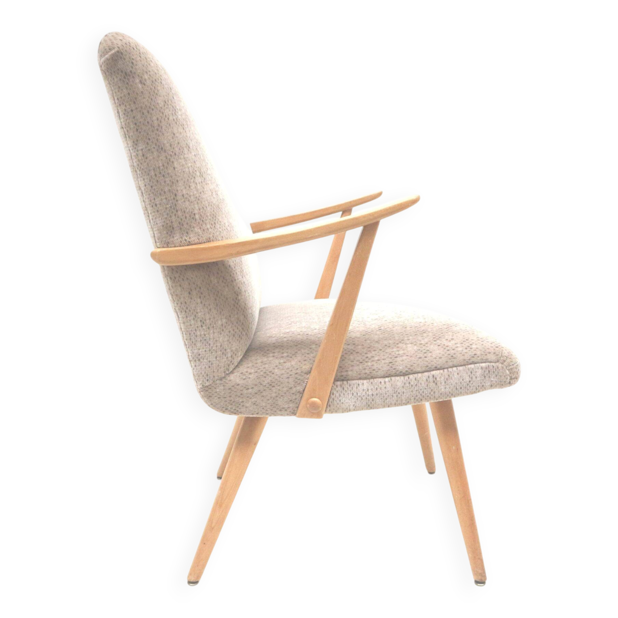 Vintage armchair from the 1950s in excellent condition