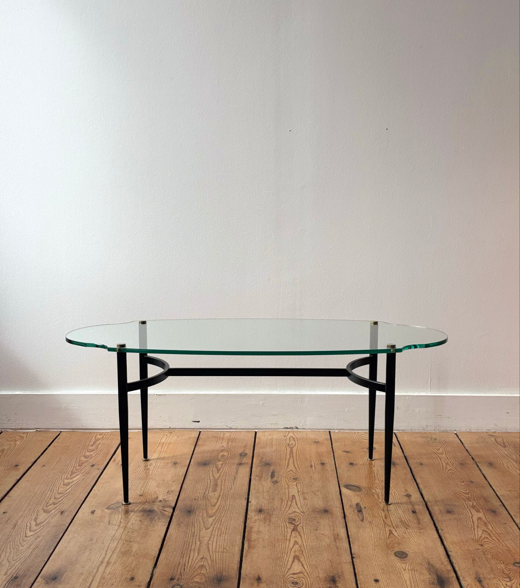 Modernist coffee table | 1950s