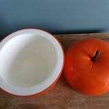 Ice bucket apple