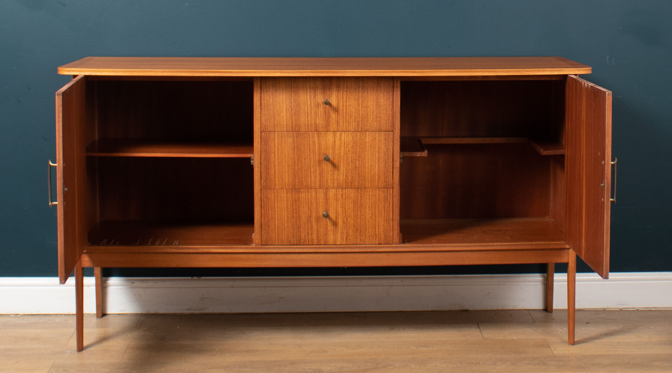 Buffet rétro en teck des années 1960 mid century par Vanson